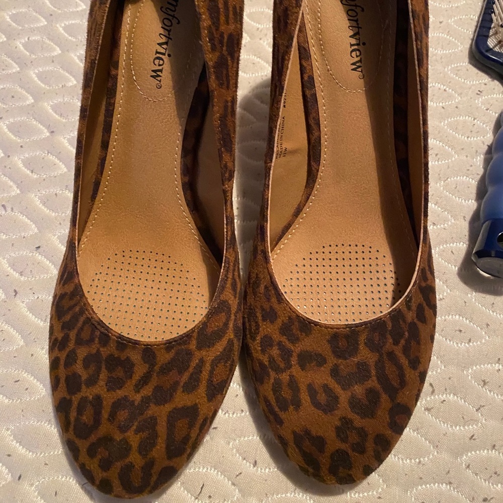 Comfortview Heels: Never Worn